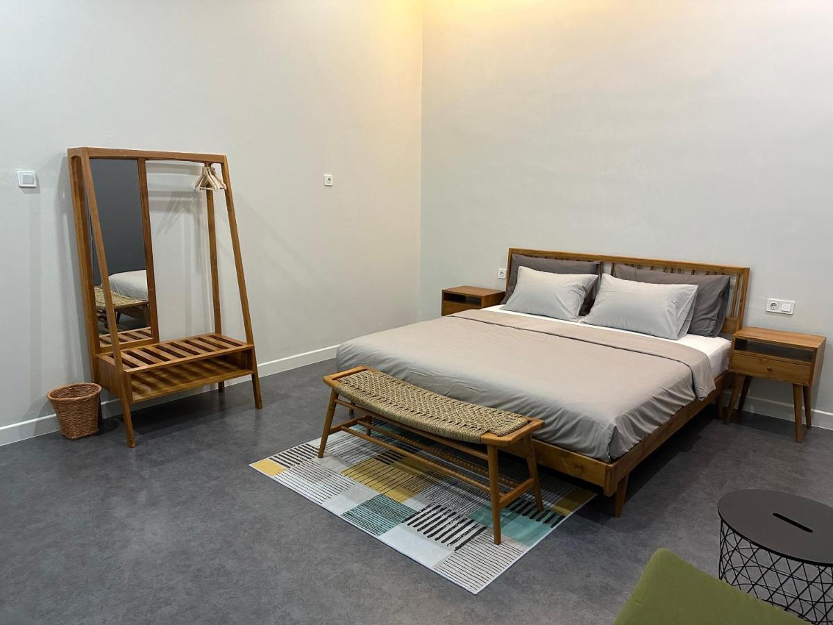 Cendhani Raras Gallery Kejayan Exterior foto