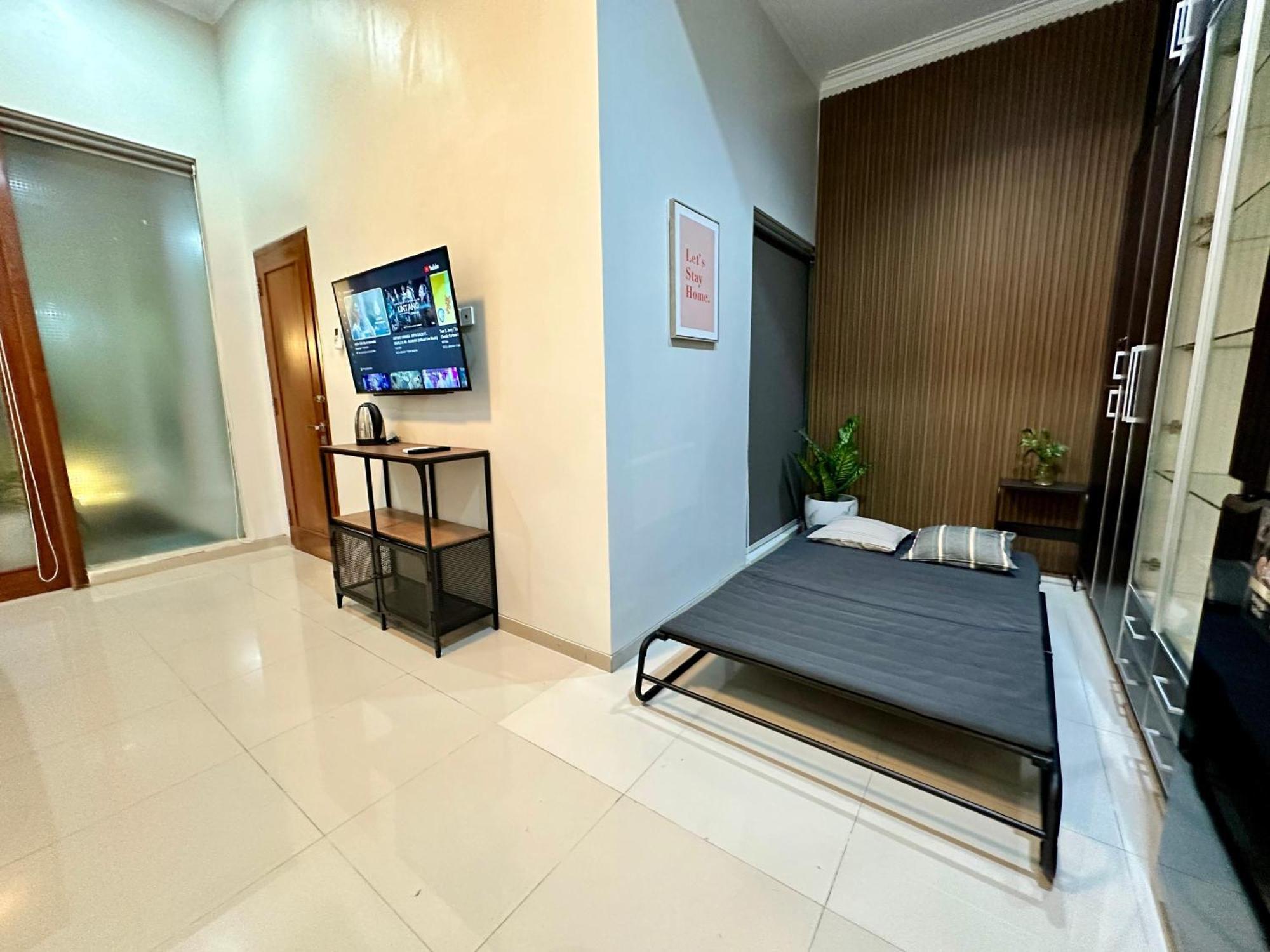 Cendhani Raras Gallery Kejayan Exterior foto